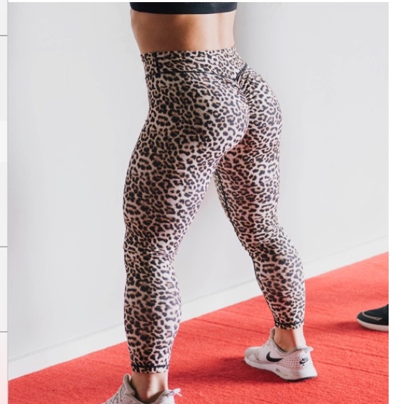 Zyia brand!! 30% off original price - Picture 5 of 7